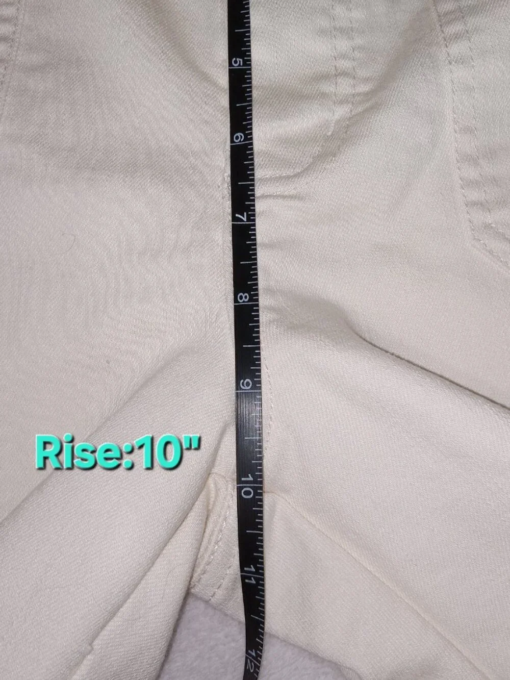 AnyBody Women’s Cropped Pants Size 10P Ivory Pull-On Wide Leg Crop Casual